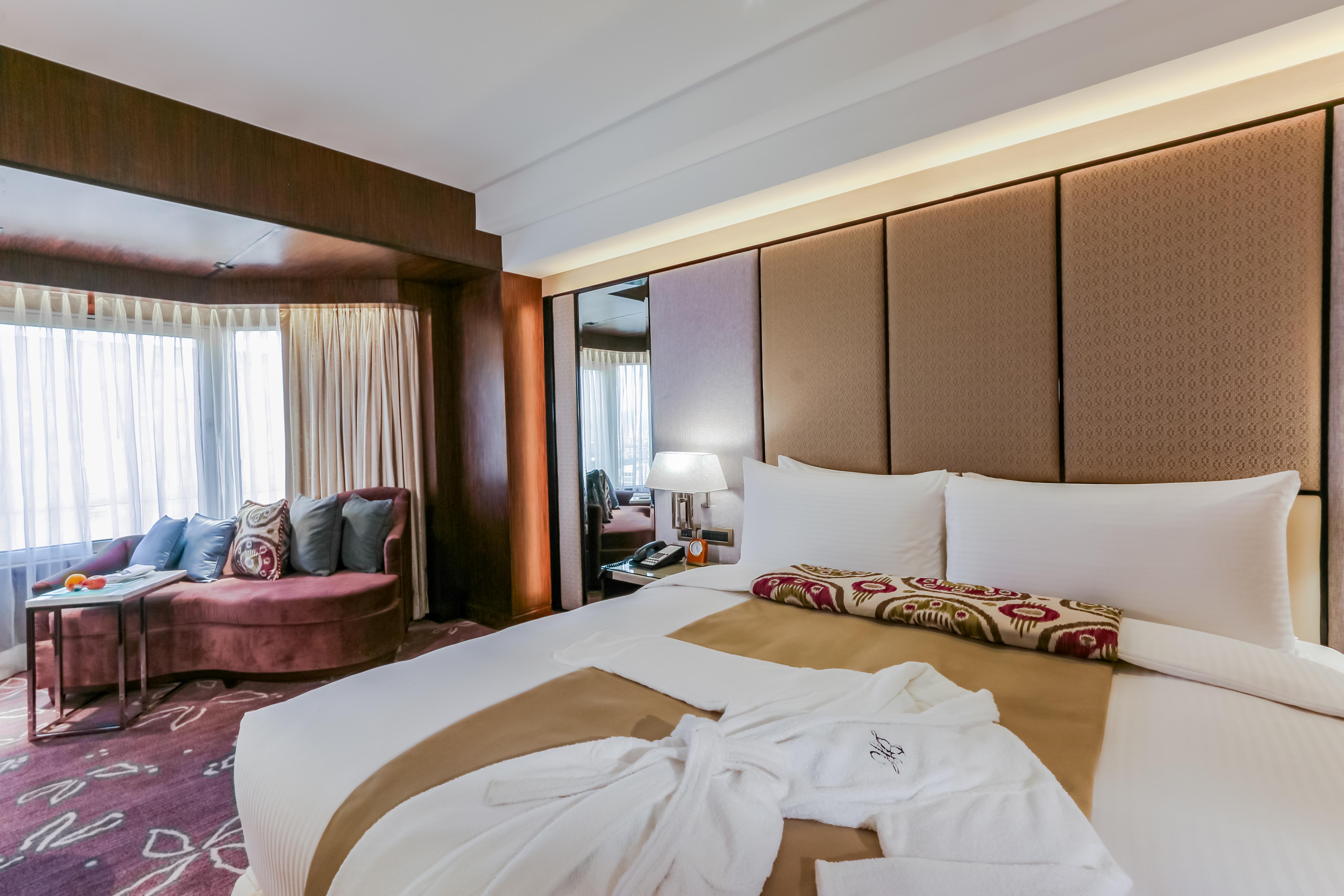 Diamond Hotel Philippines Manila Eksteriør billede