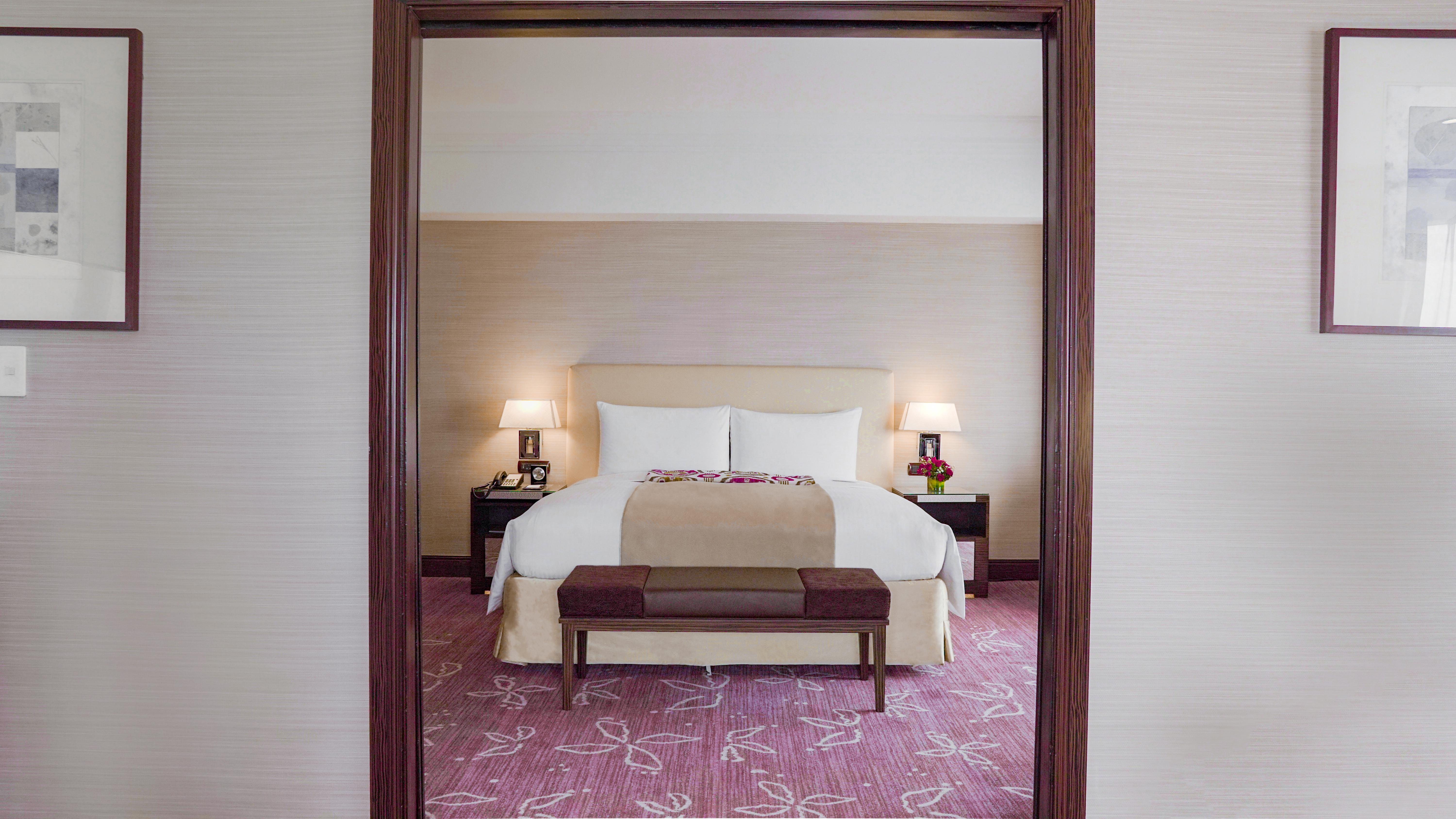 Diamond Hotel Philippines Manila Eksteriør billede